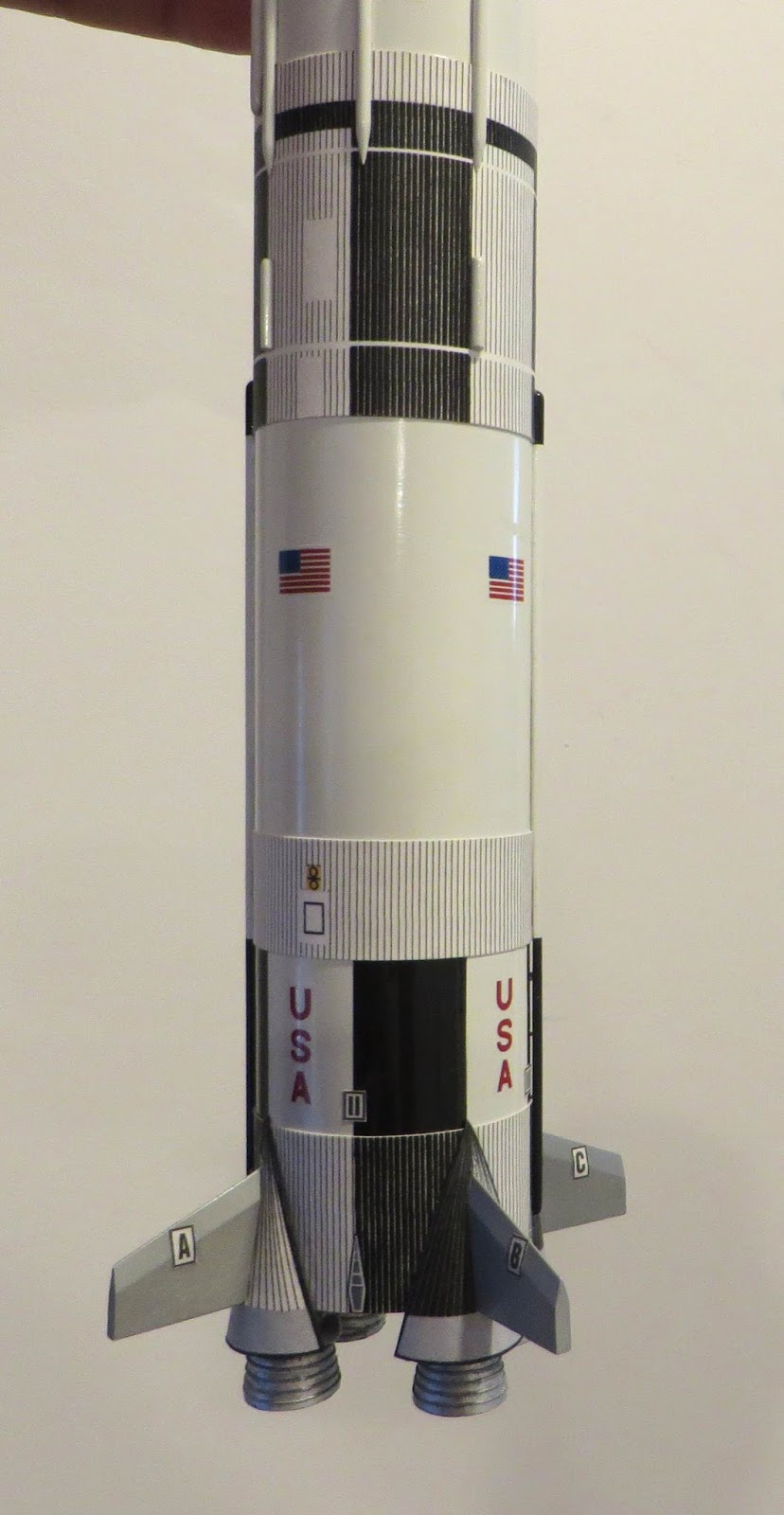 Model Rocket Building DR. Zooch Saturn V TIP