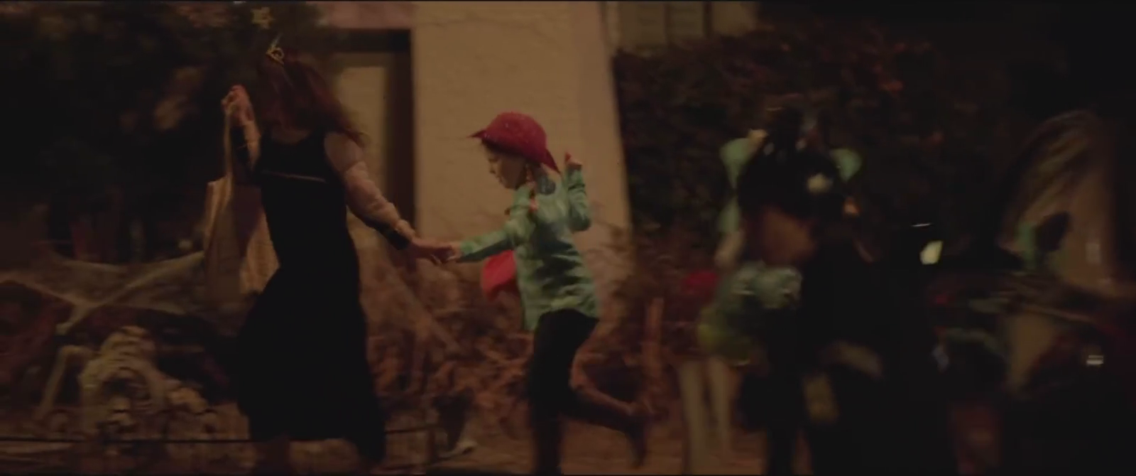 The Horrors of Halloween Screencaps from HALLOWEEN (2018) Trailer 2