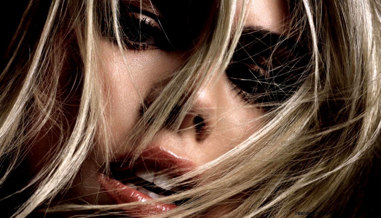 Download Wallpaper 1366x768 Billie piper Girl Singer Actress