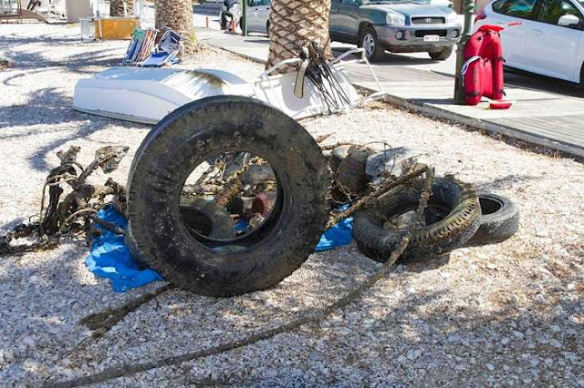 korinthia-anelkysan-235-kila-anthrwpinhs-rypanshs-apo-ton-bytho-ths-paralias-almyrhs-fwto8 korinthia-anelkysan-235-kila-anthrwpinhs-rypanshs-apo-ton-bytho-ths-paralias-almyrhs-fwto8