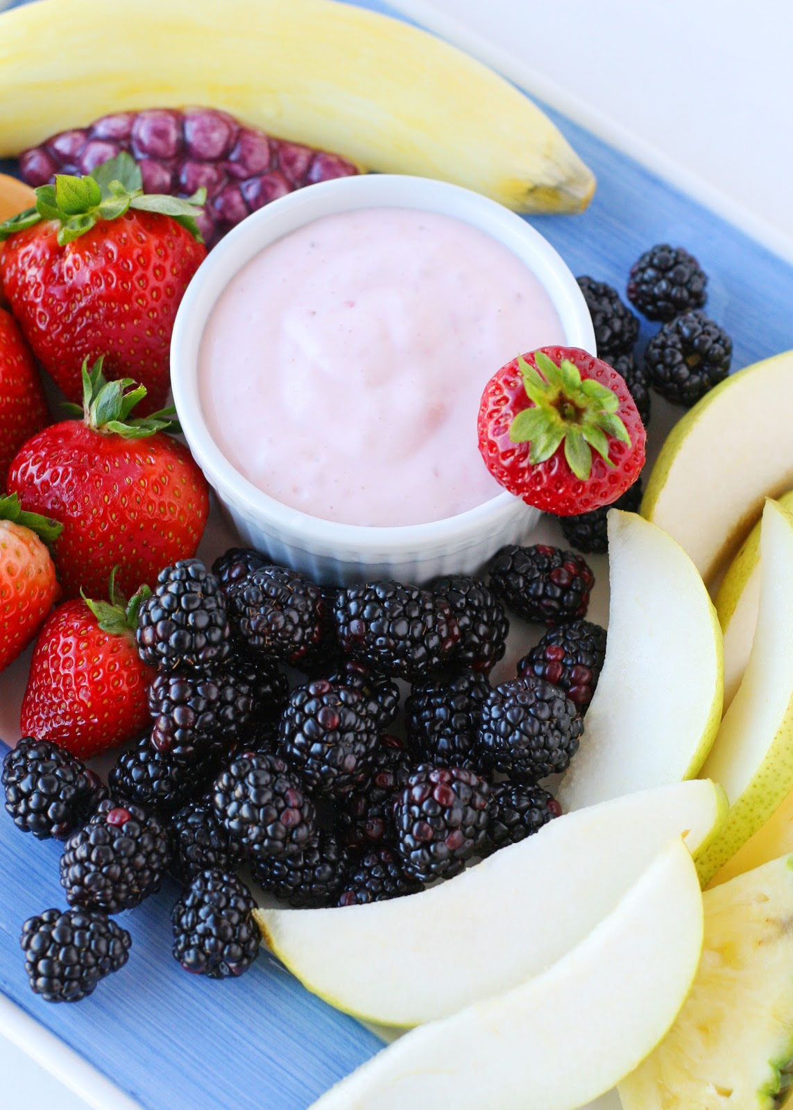 Strawberry Yogurt Fruit Dip {Recipe} - Glorious Treats