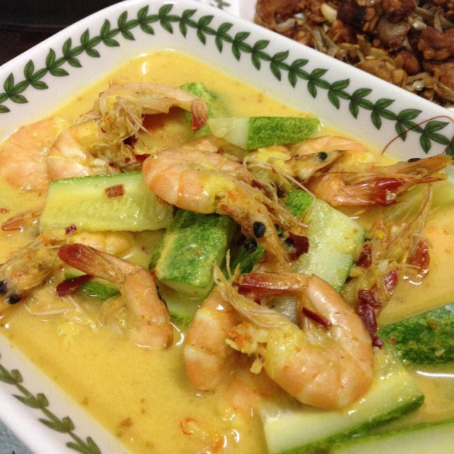 NORZI FOODILICIOUS HOUSE RESEPI GULAI UDANG SEDAP DAN MUDAH