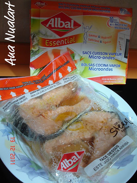  SALMÓN AL VAPOR CON ESPINACAS / COPA DE ARROZ CON LECHE 