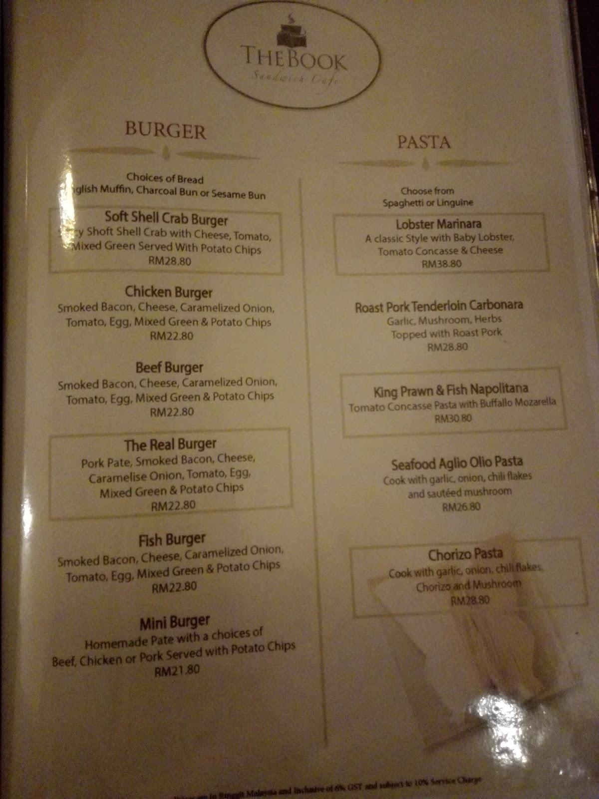 Cony in blogging The Book Sandwich Cafe, Beach Street, Penang 【槟城美食】