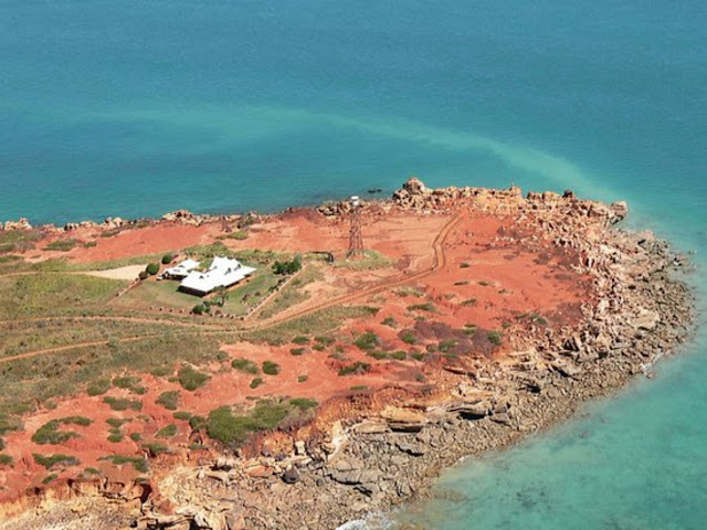 An aerial photo of Gantheaume Point Lighthouse, Western Australia.