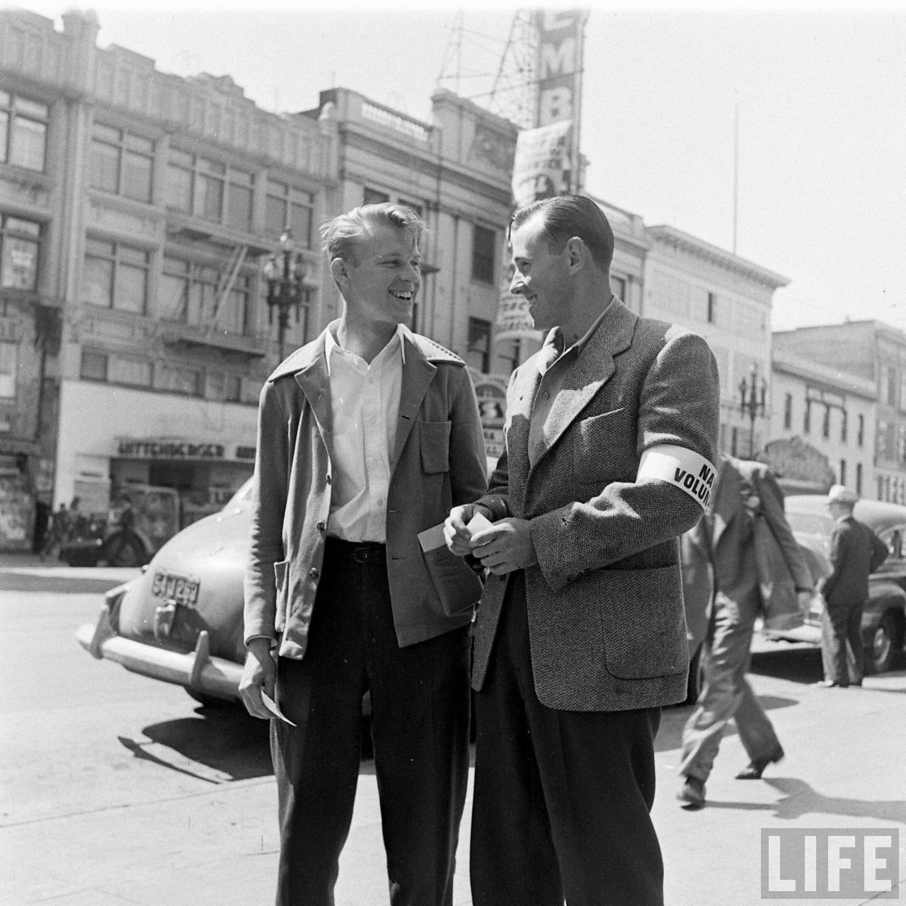 Interesting Black and White Photos Capture Daily Life in San Francisco, 1943 ~ vintage ...1280 x 1280