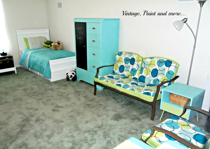 Vintage, Paint and more... thrifted furniture, painted furniture, vintage, teen room, guest room