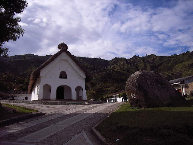 viajar-parque-arqueologico-nacional-tierradentro-colombia
