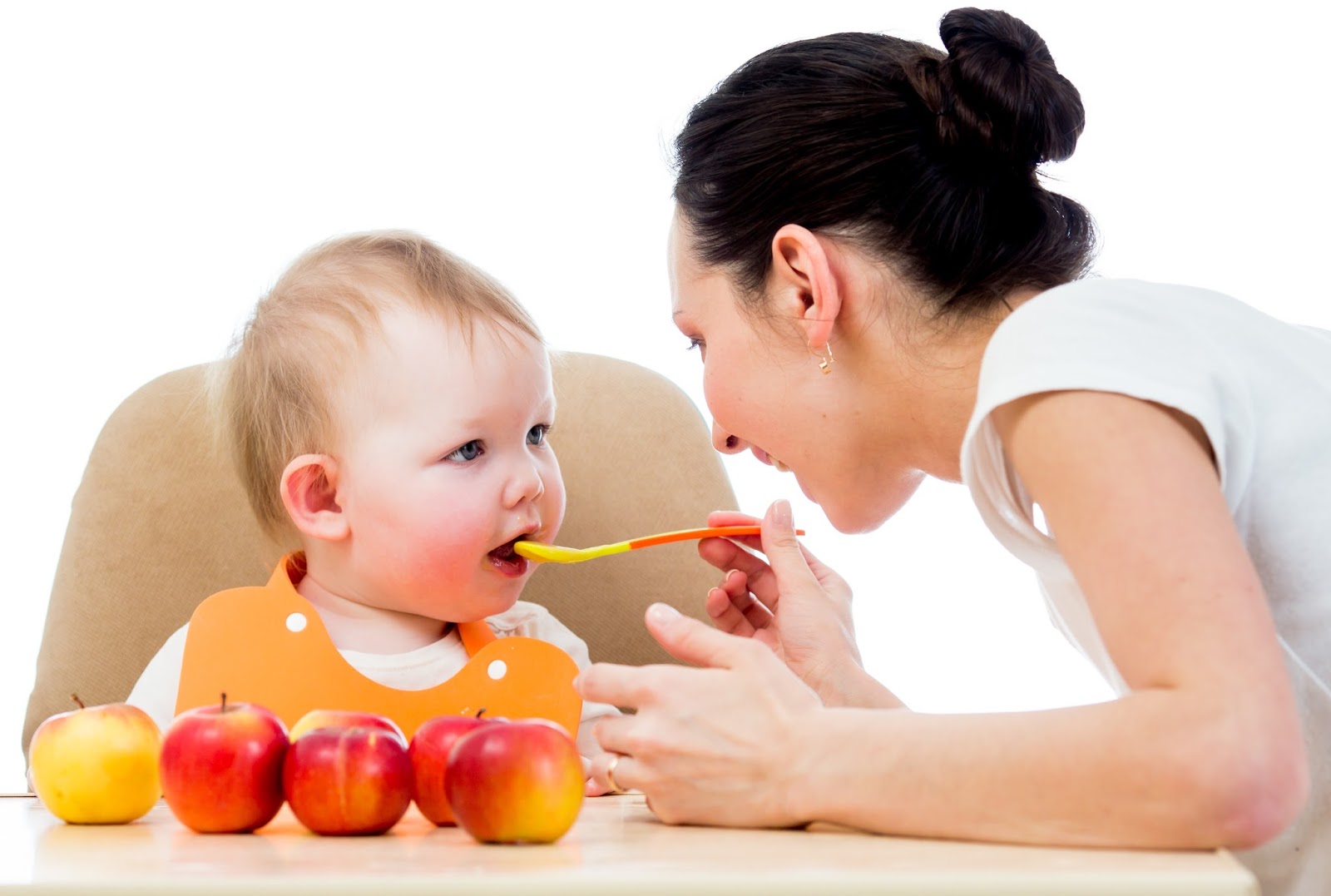 Easy Homemade Cooking Recipes: How to Make A Puree of Apples for Infants.