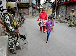 SPOTLIGHT : 1:00 PM - 27-OCT-16 SPOTLIGHT : 1:00 PM - 27-OCT-16