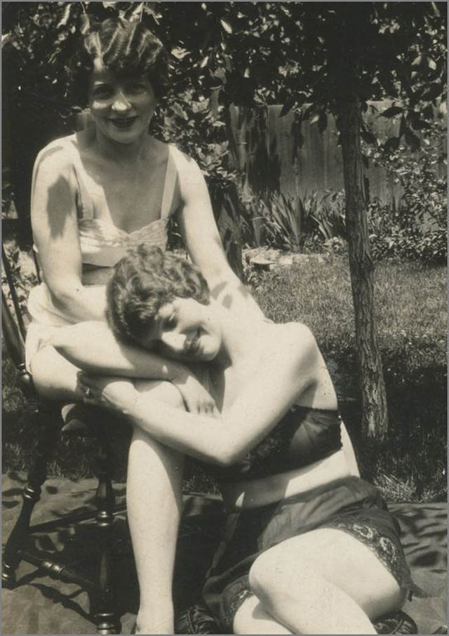 Vintage Photos of LGBT Couples