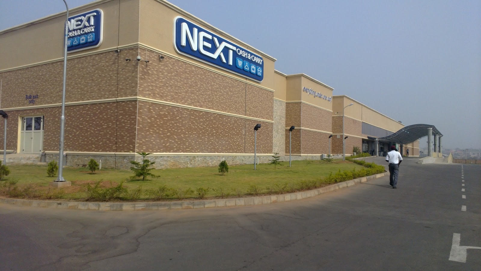 Ozo Naija's blog Photos of the biggest supermarket in Nigeria,in Abuja