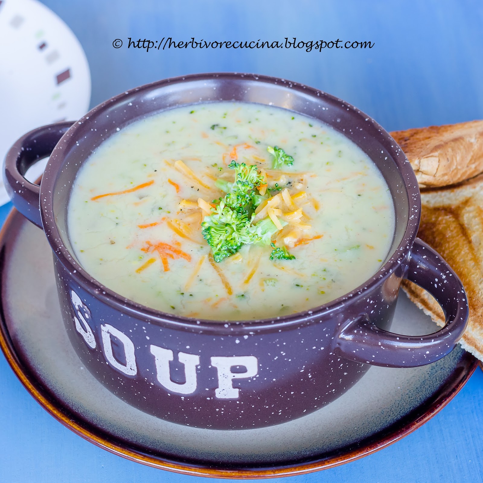 Herbivore Cucina: Broccoli Cheddar Soup