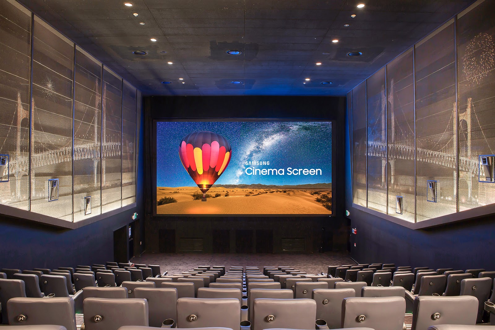 Кинотеатр с самым большим экраном. Samsung led Cinema. Экран кинотеатра. Кинозал экран. Цифровой кинотеатр.