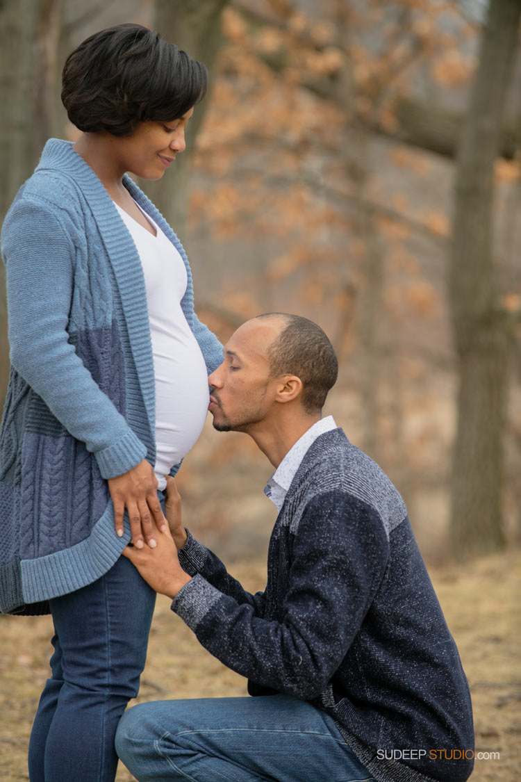Nature Maternity Photography in Livonia Hines Park by Ann Arbor Maternity Portrait Photographer 