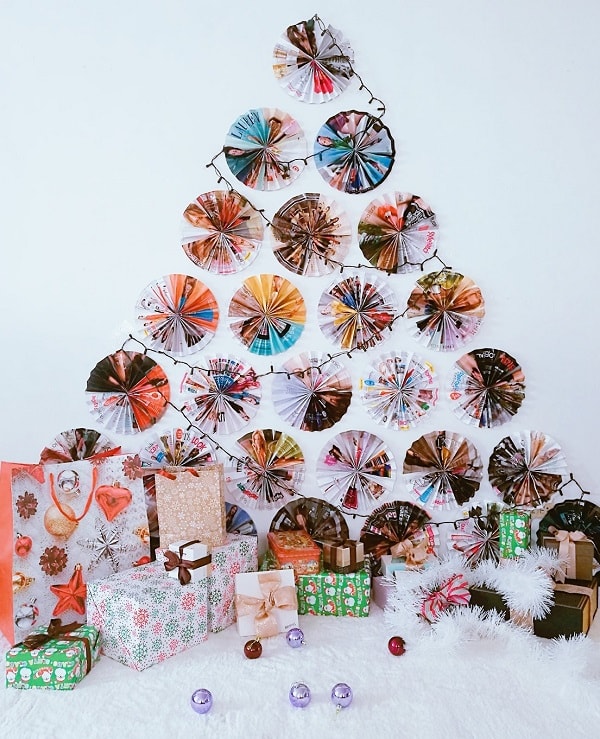 How to Make a Wall Paper Christmas Tree For Urban Women Awarded Top