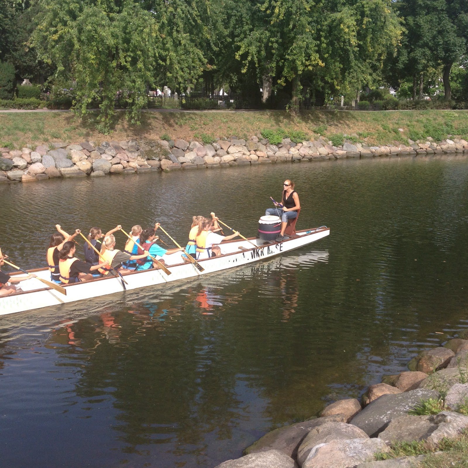 MKK Drakarna: Handboll + Drakbåt = Sant