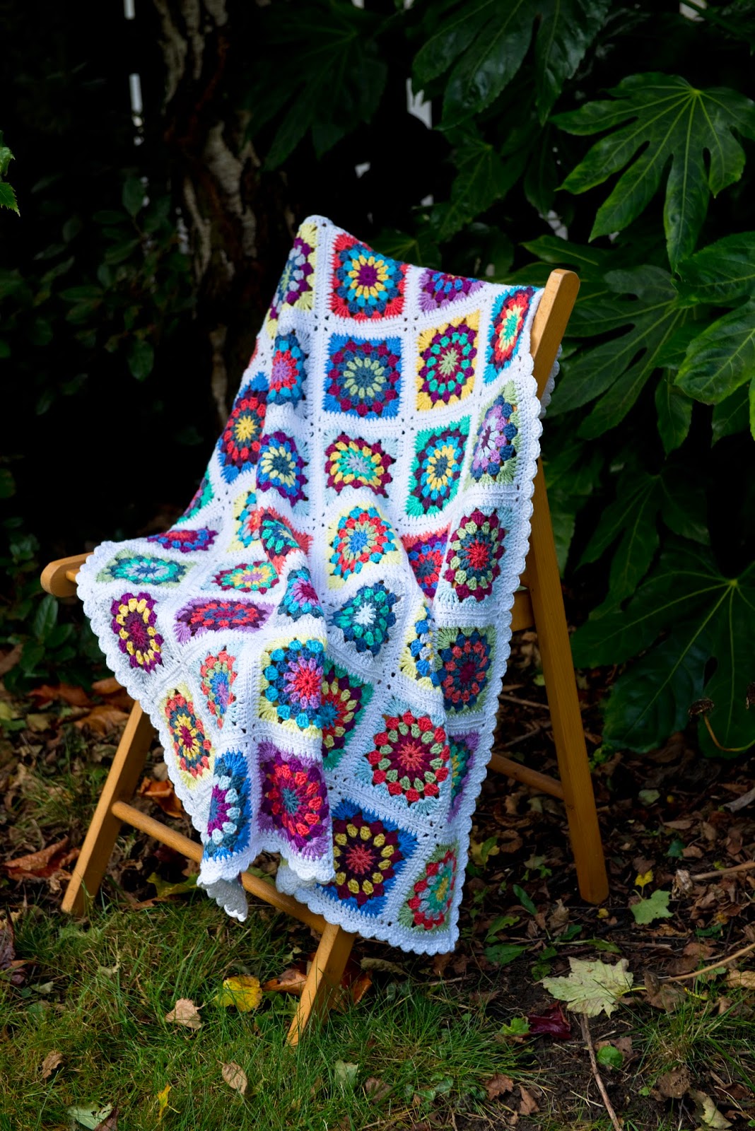 Happy Trousers: Granny Wheel Blanket for Baby Ellis