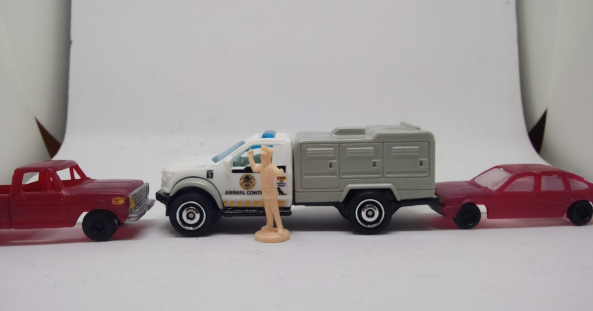 Toy Car Scale Comparison MB1187 '10 Ford Animal Control