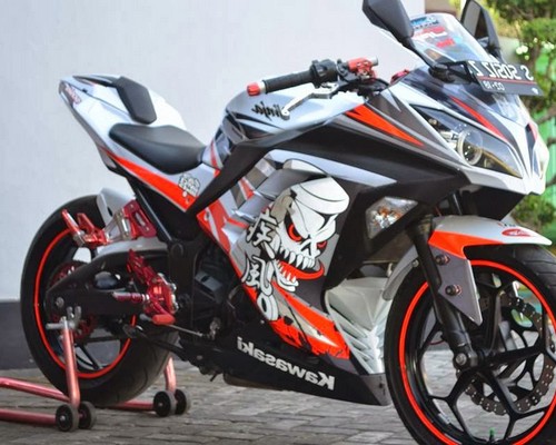 Modifikasi ninja 250 fi mono rr karbu hijau merah putih abs airbrush