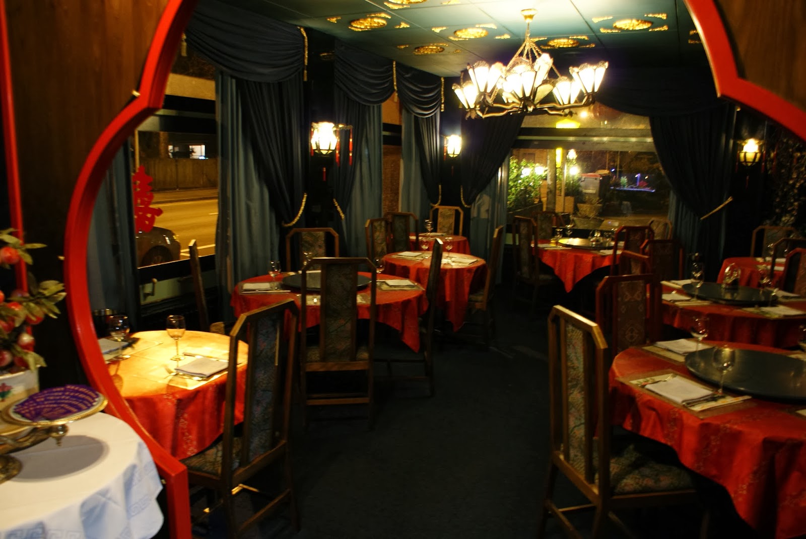 Encore des histoires de bouffe: Le Dun-Huang, Lausanne