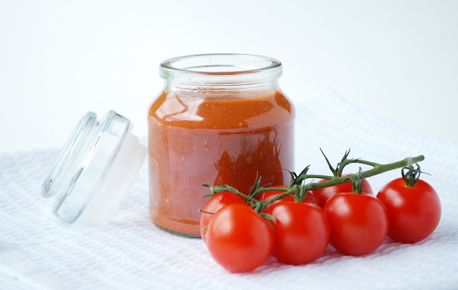 Tomato ketchup | including cake