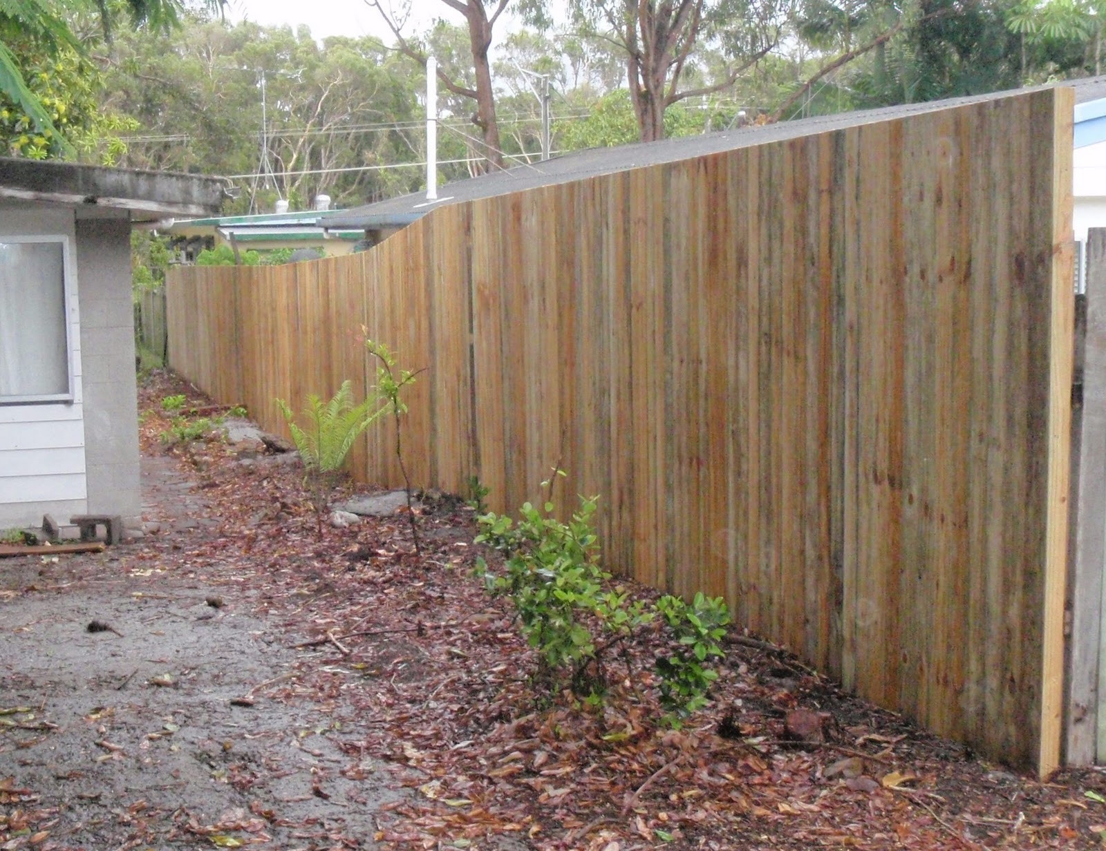 Collinson Fencing Timber Boundary Fencing in Peregian Beach QLD