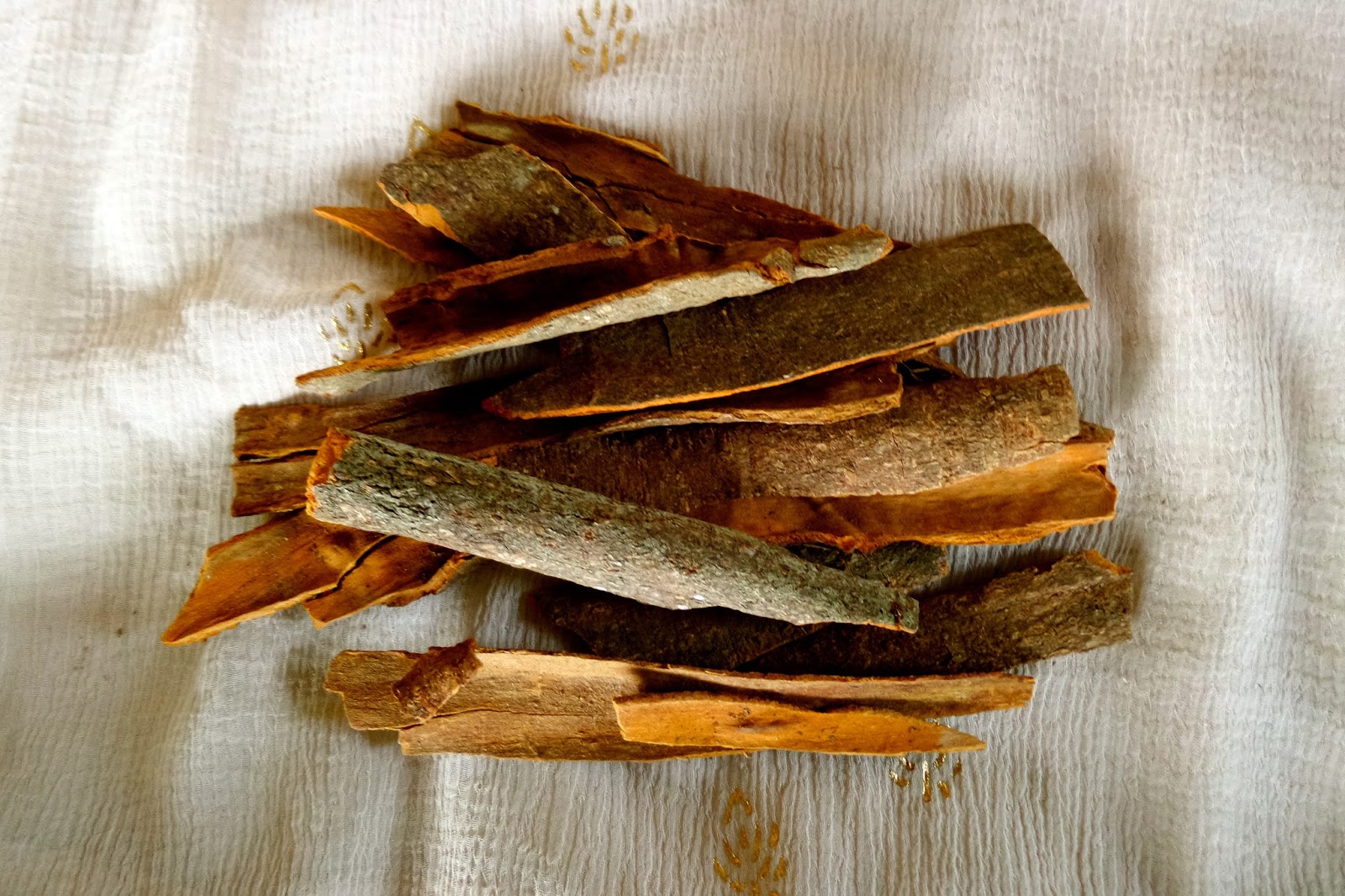 Keep Calm & Curry On Ingredient of the Week Dalchini, Cinnamon stick