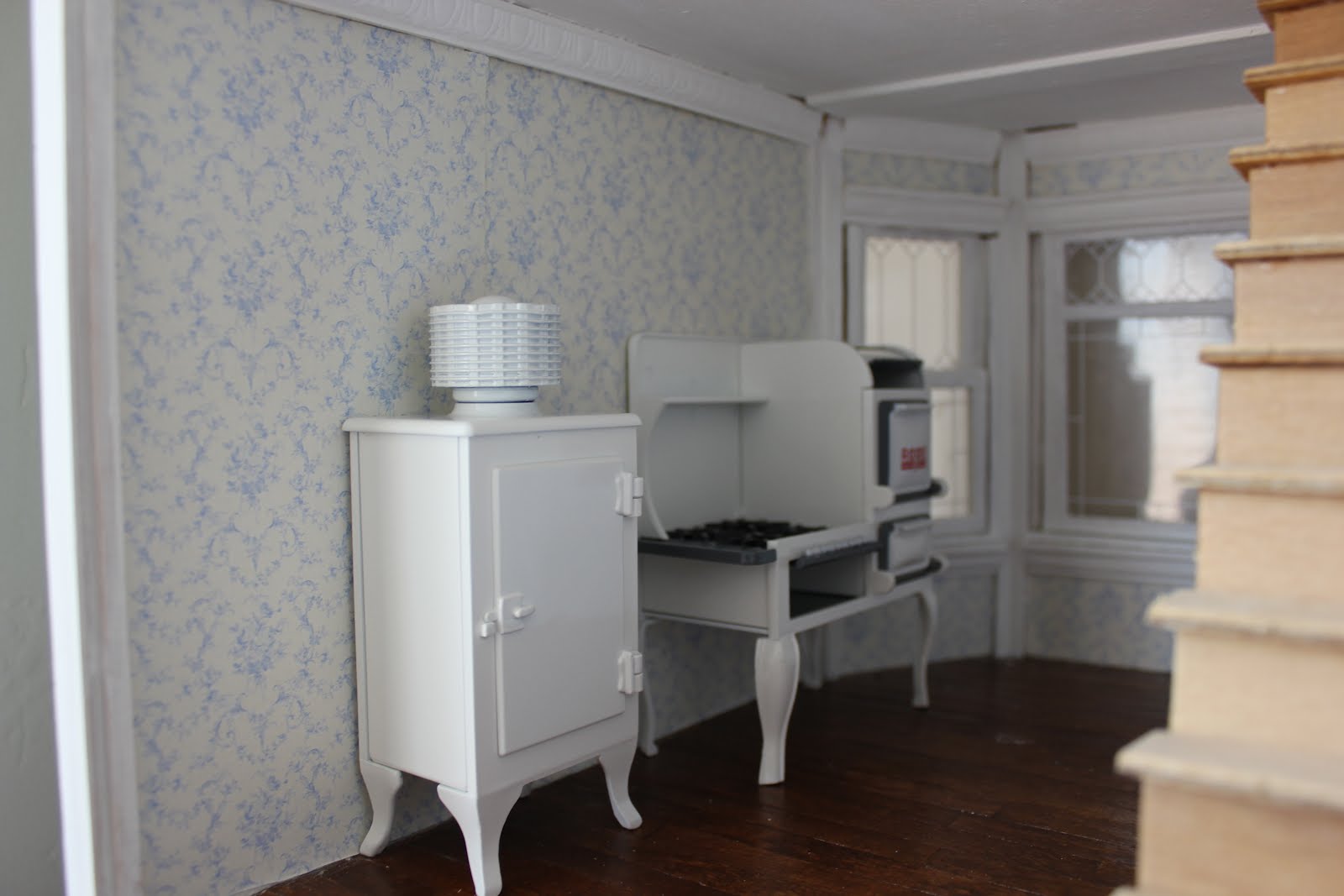 Cherry Cottage Dollhouse Minis: Kitchen Wallpaper