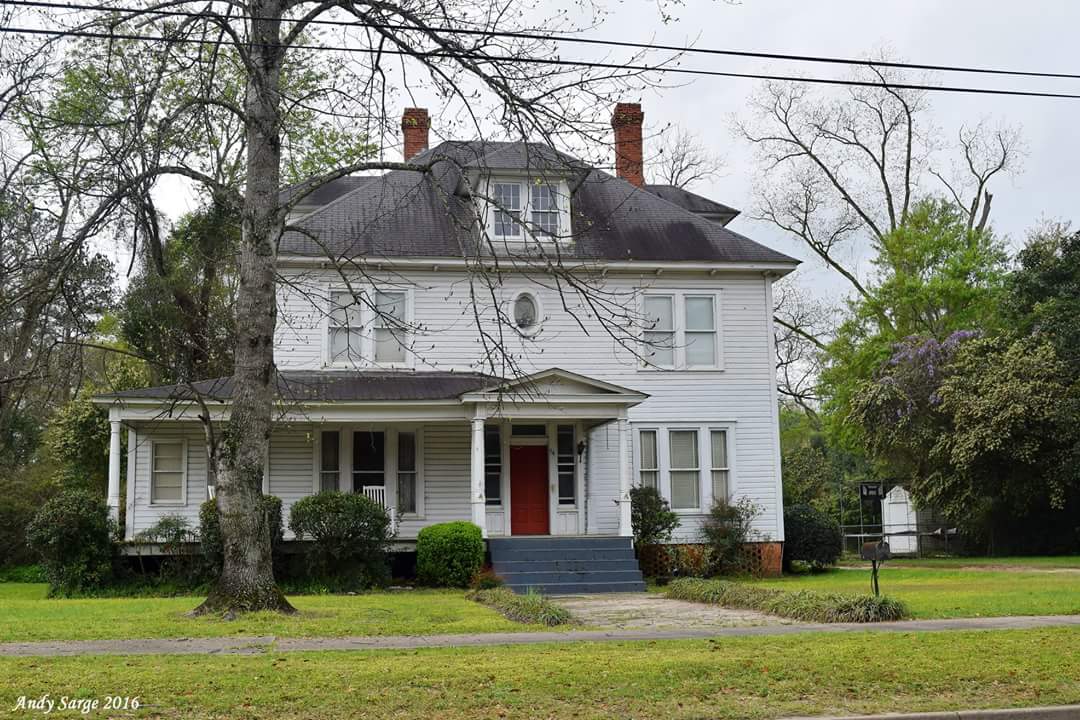 Old Home in Hazlehurst