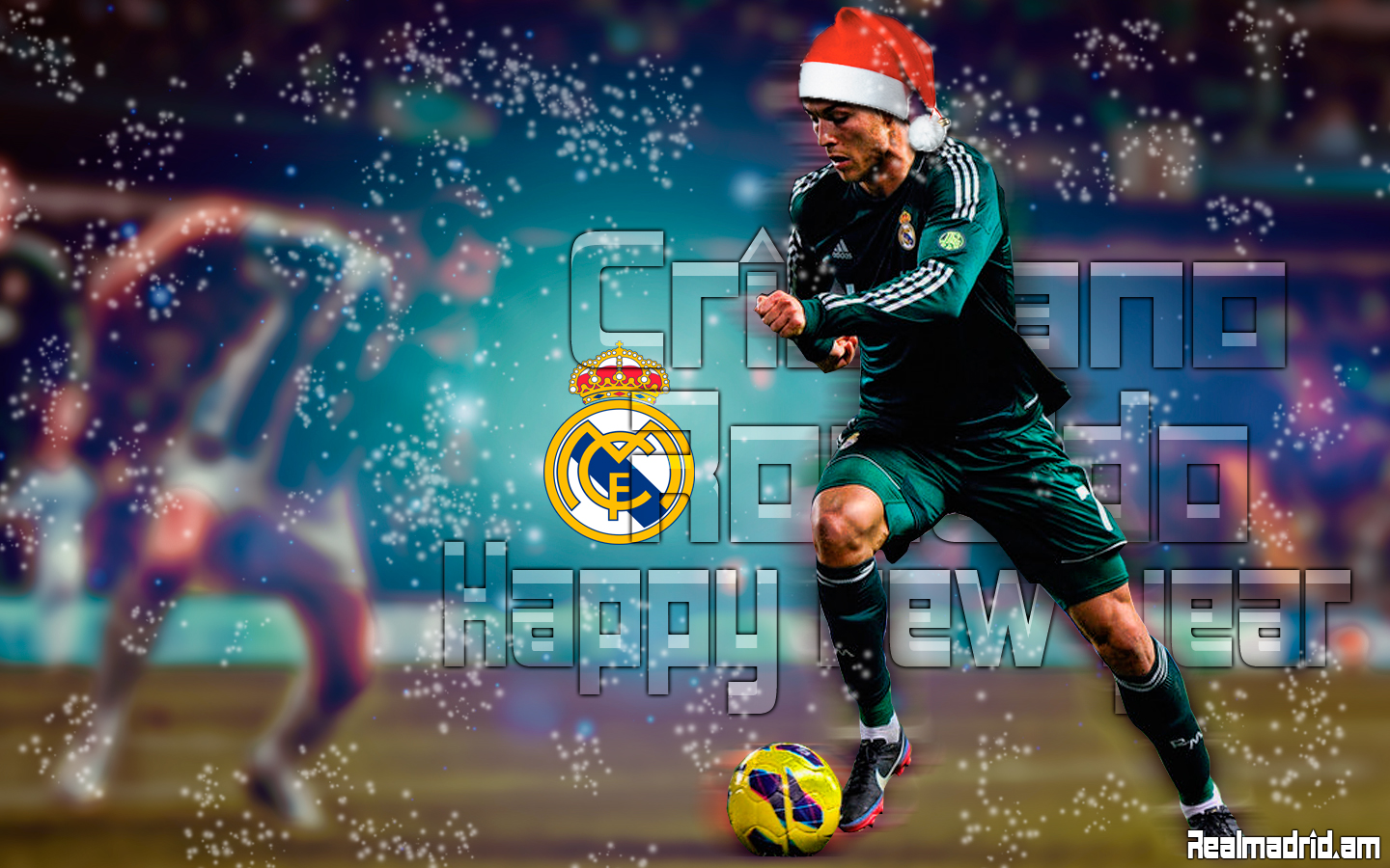 http://3.bp.blogspot.com/-fl8lJv0PNpE/UNdTCaj81OI/AAAAAAAAHXE/vV2wNOlHVCg/s1600/Cristiano-Ronaldo-Happy-new-year.jpg