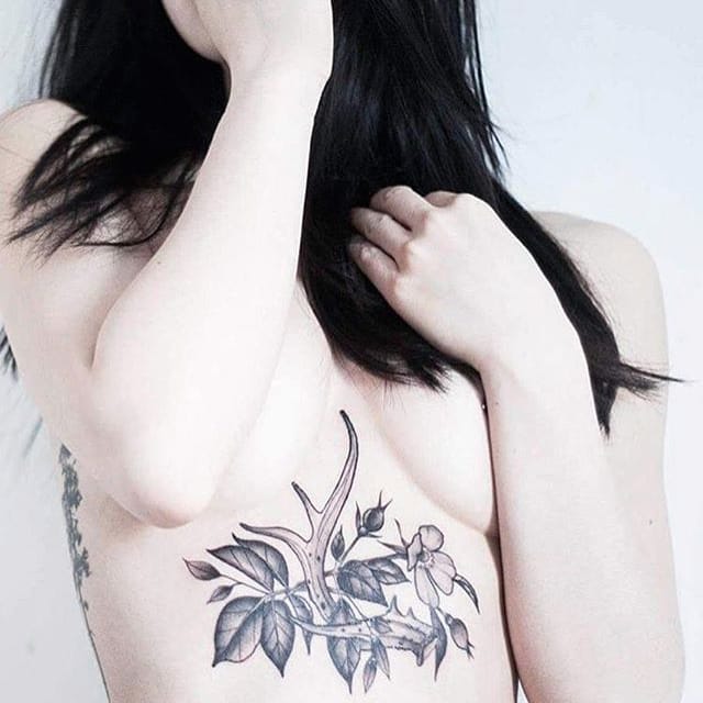 Out Of The Woods With These Lovely Antler Tattoos