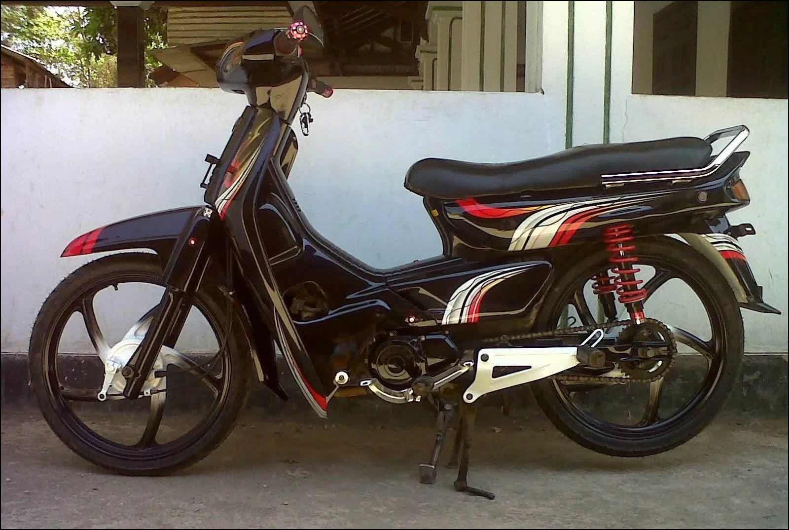 Tips Modifikasi Motor Berusia 2000