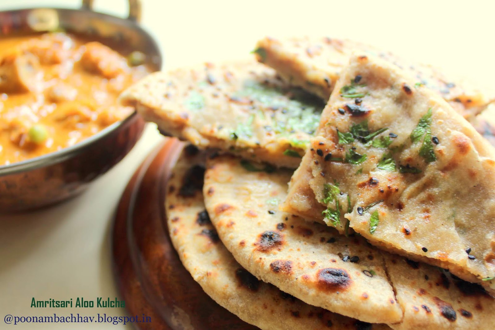 Annapurna Amritsari Aloo Kulcha / Potato Stuffed Indian Flat Bread