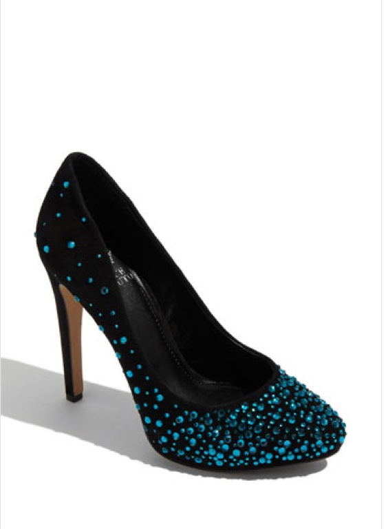 The Perfect Party Pump | Cupcakes Rings and Glittery Things