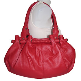 Elegance of living: Red Handbags