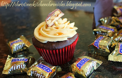 Snickers Cupcakes