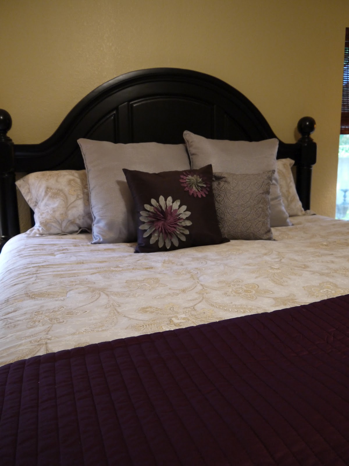 So much to dew: Mom and Dad's house - decorated!