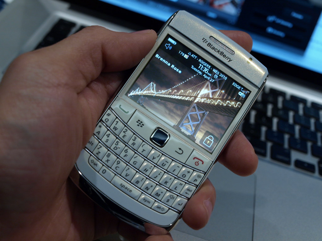 free wallpicz Wallpaper 9700 Blackberry Bold