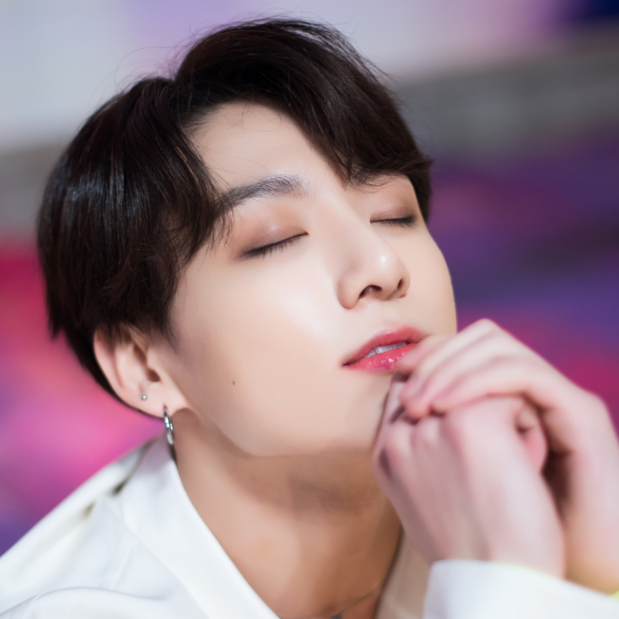 Р§РѕРЅРіСѓРє boy with Luv
