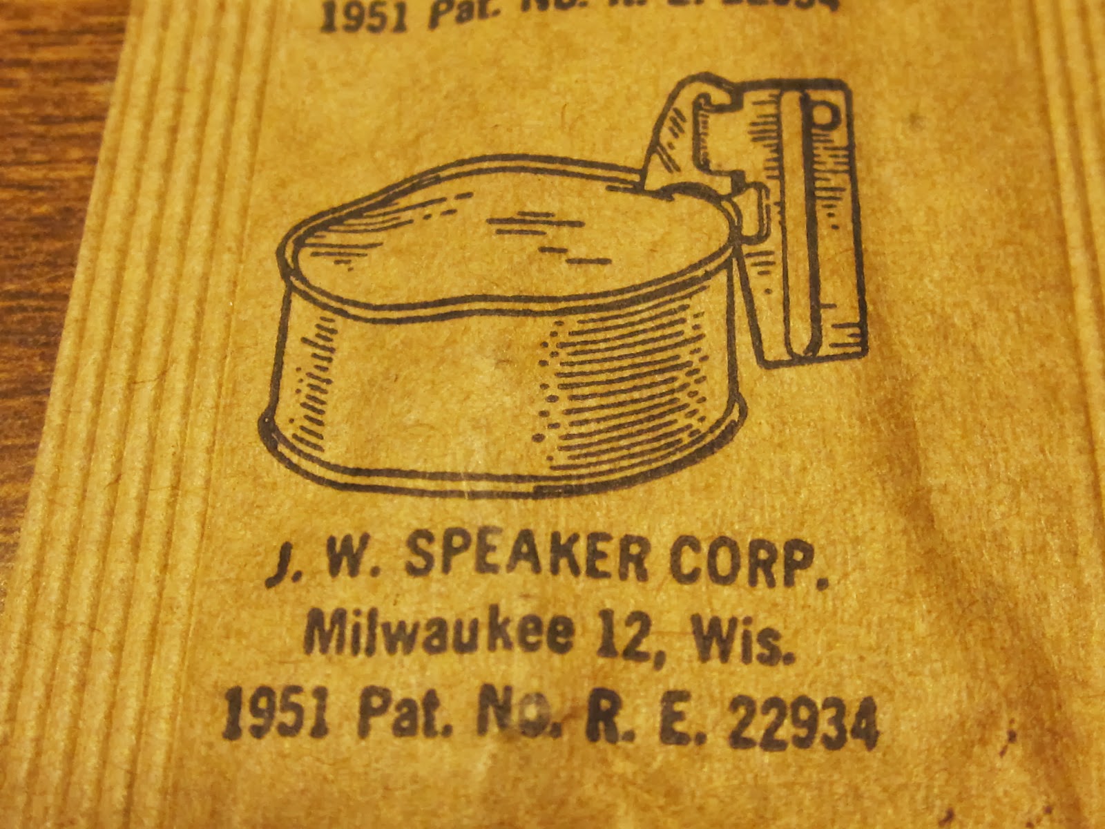 bingbabel VIETNAM ERA P38 CAN OPENER