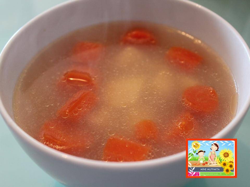 Mine ile kızlarının mutfağına hoş geldiniz ET SUYUNA ÇORBA