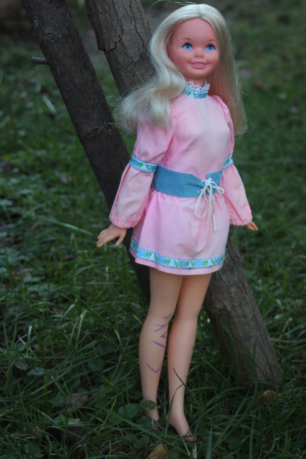 OF THE DOLLS DollADay 2017 330Best Freind Cynthia