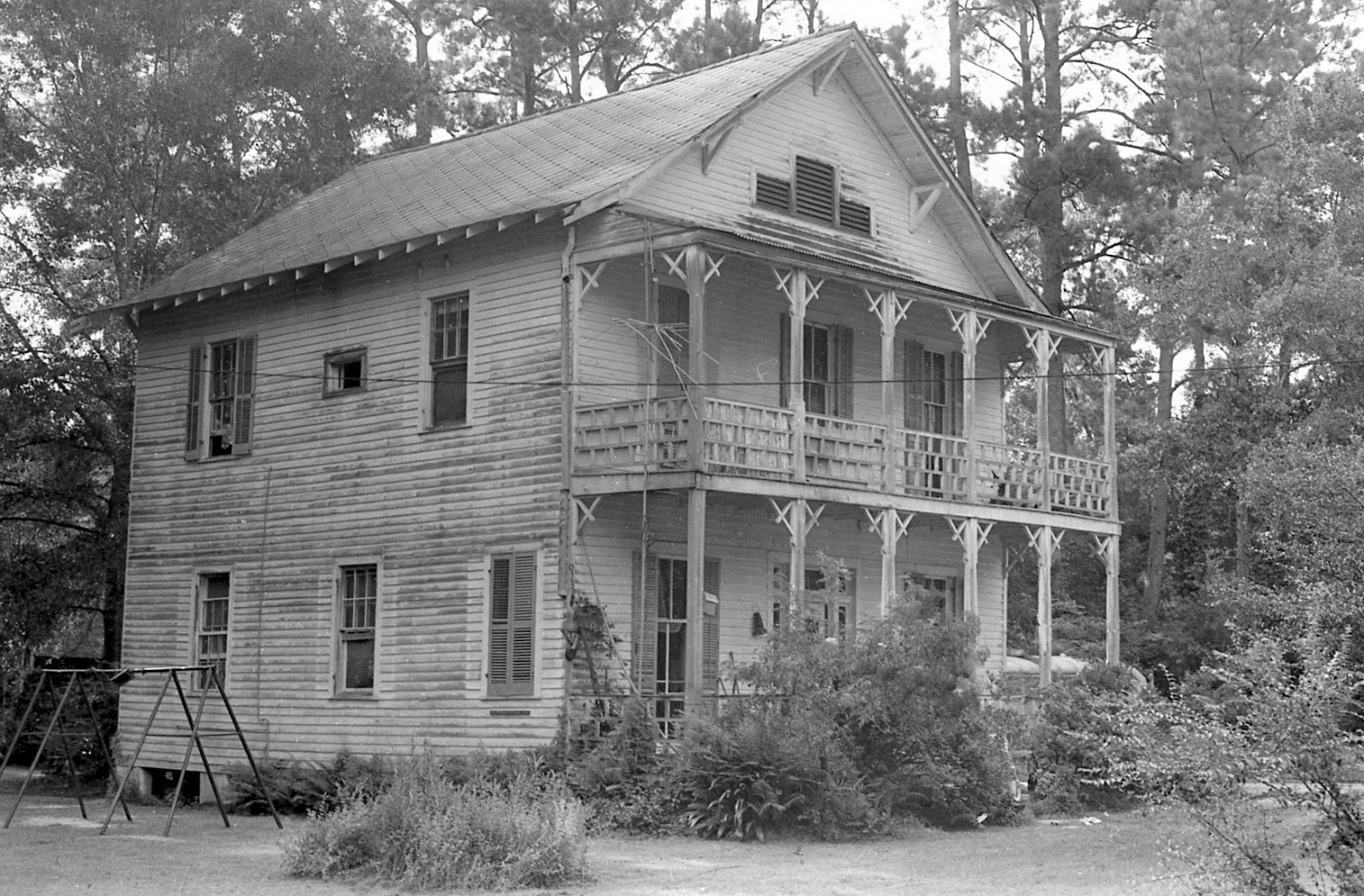 Tammany Family Long Branch Hotel in Abita Springs