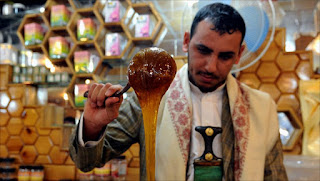 ذهب اليمن اسم يطلق على العسل اليمني لجودته العالية ومذاقه المميز