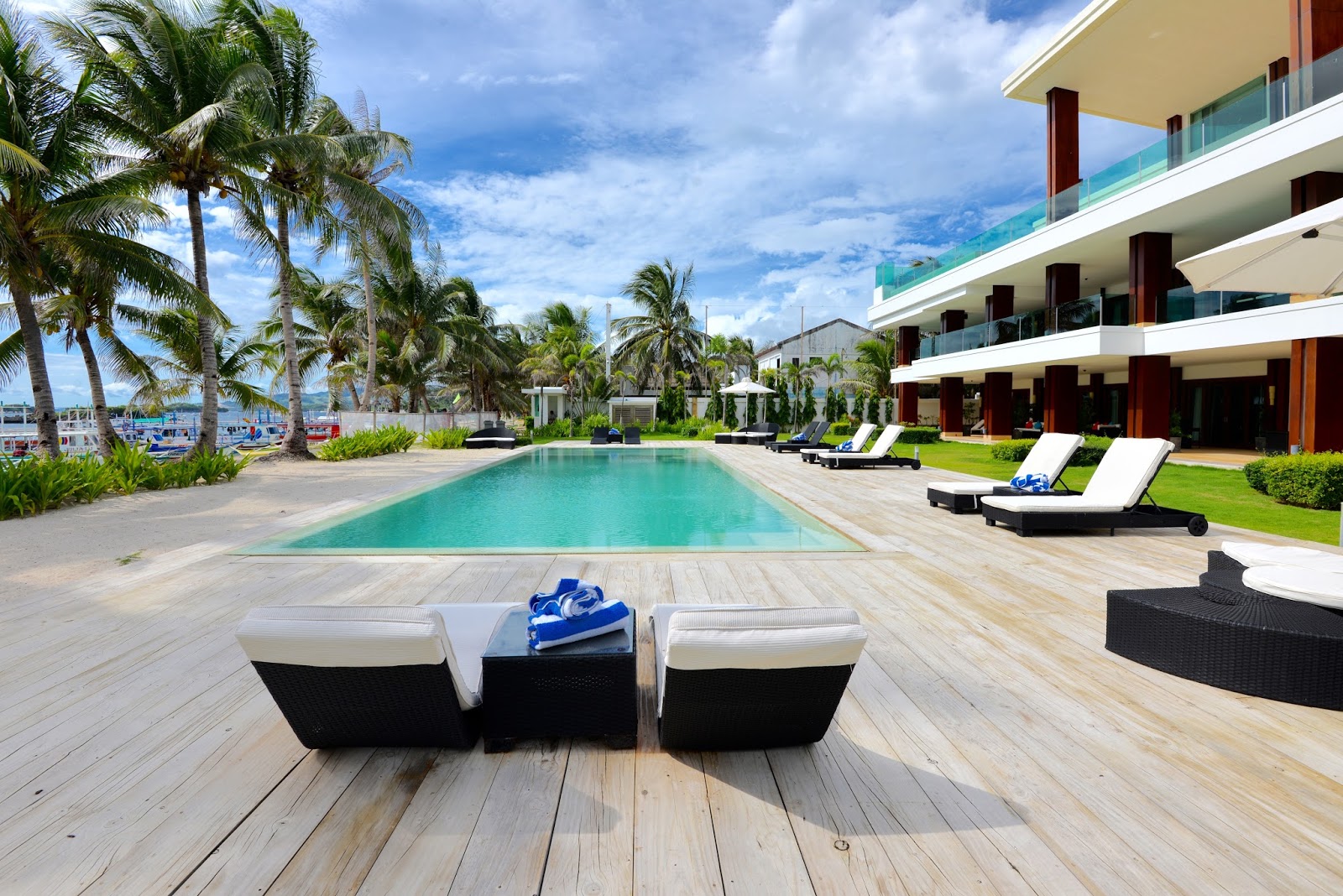 Grandeur Traveler Under The Stars Luxury Apartment Boracay's Secret Haven