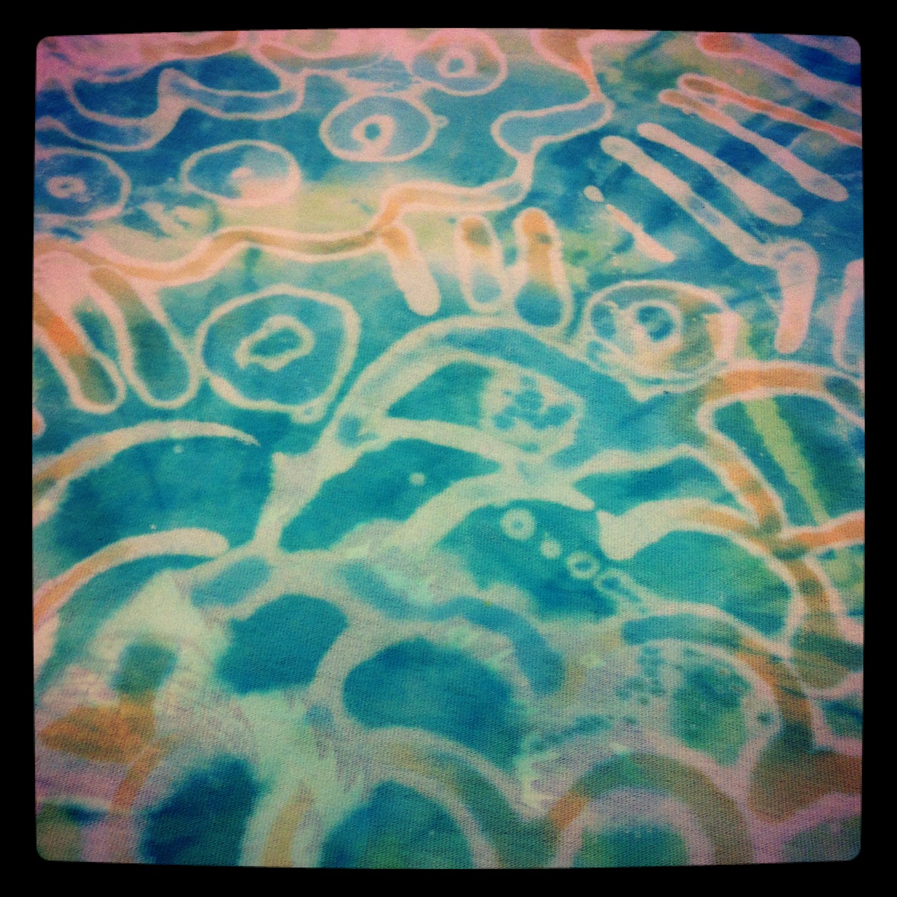 HOW TO Bleach Gel Doodles on Fabric! Crafty Chica