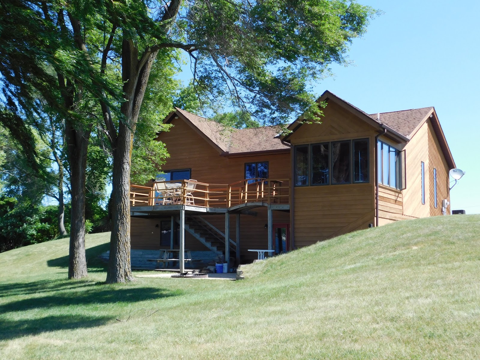 Wixom Lake Waterfront Home for Sale! 5770 Dundas Rd Bea