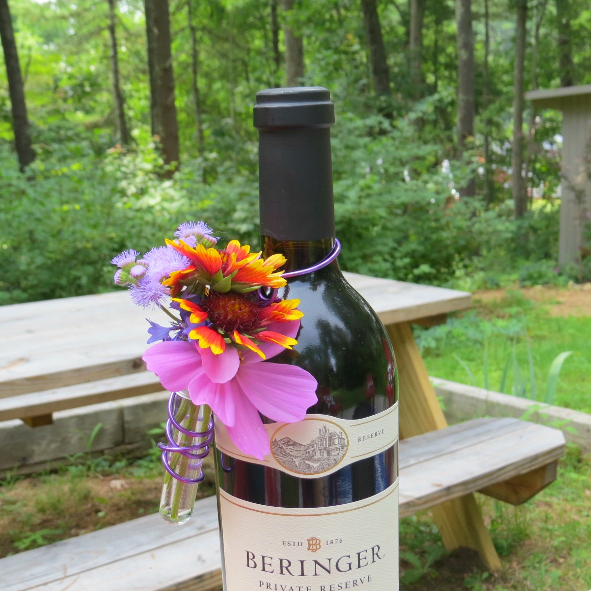 DesignsandEvents A Bouquet for a Bouquet (Wine That Is)