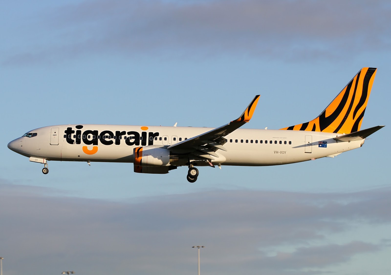 Adelaide Airport Movements: Tigerair B737-800 VH-VOY (1st visit as